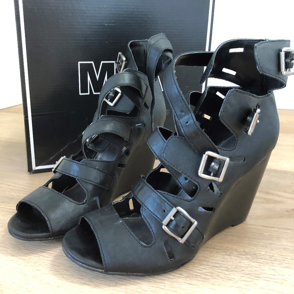 MIA Women's Viking Ankle-Wrap Pump - Black Size 7